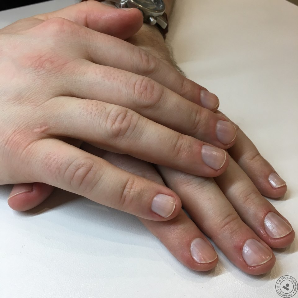 Естественный мужской маникюр