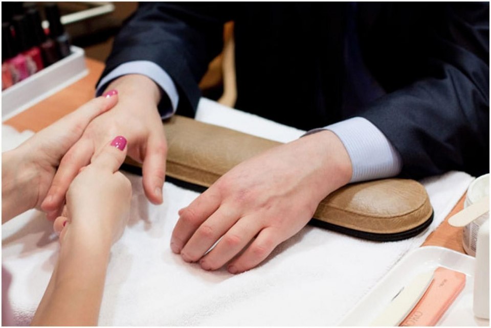 Прозрачный шеллак на короткие ногти фото