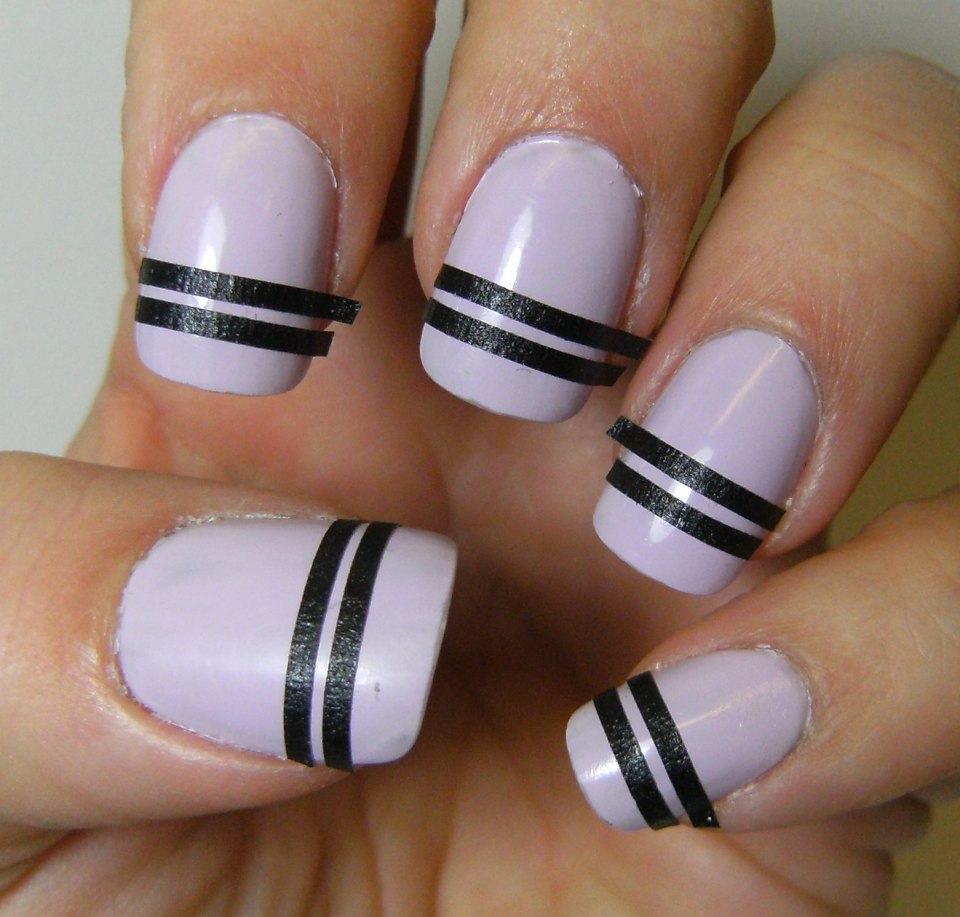 Ногти с полосками