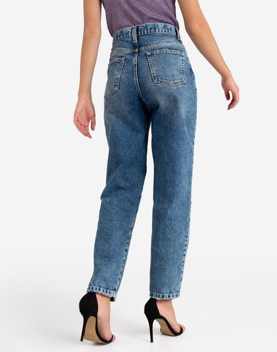 Джинсы в стиле 80-х