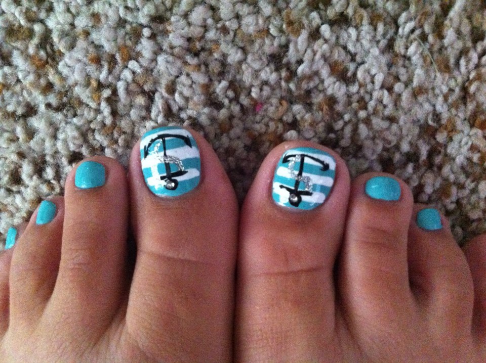 Ногти ноги морские