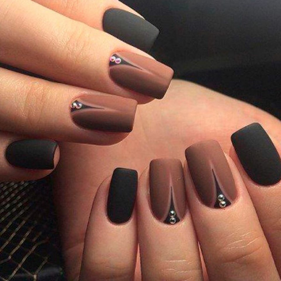 Шоколадный маникюр