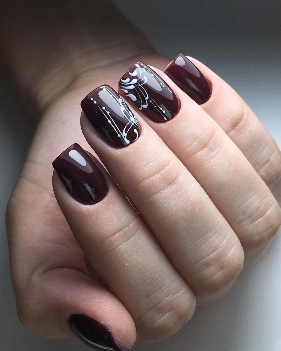 Коричневые ногти маникюр