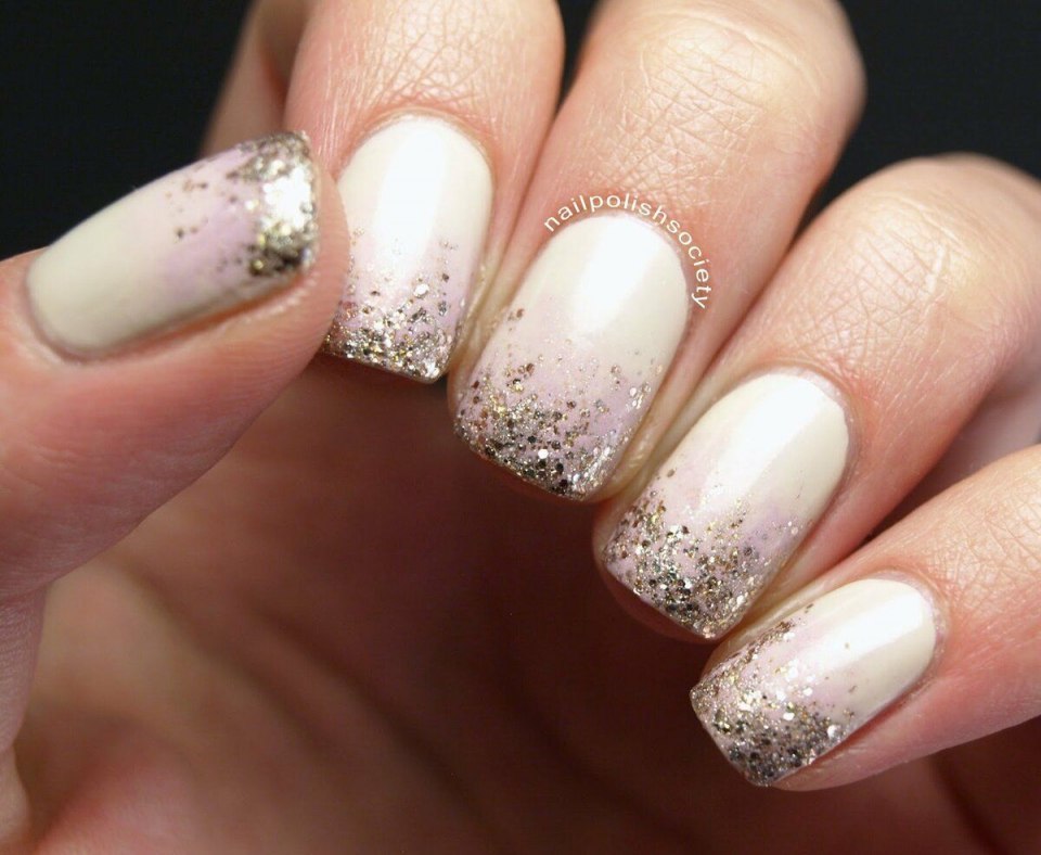 Ногти серебро