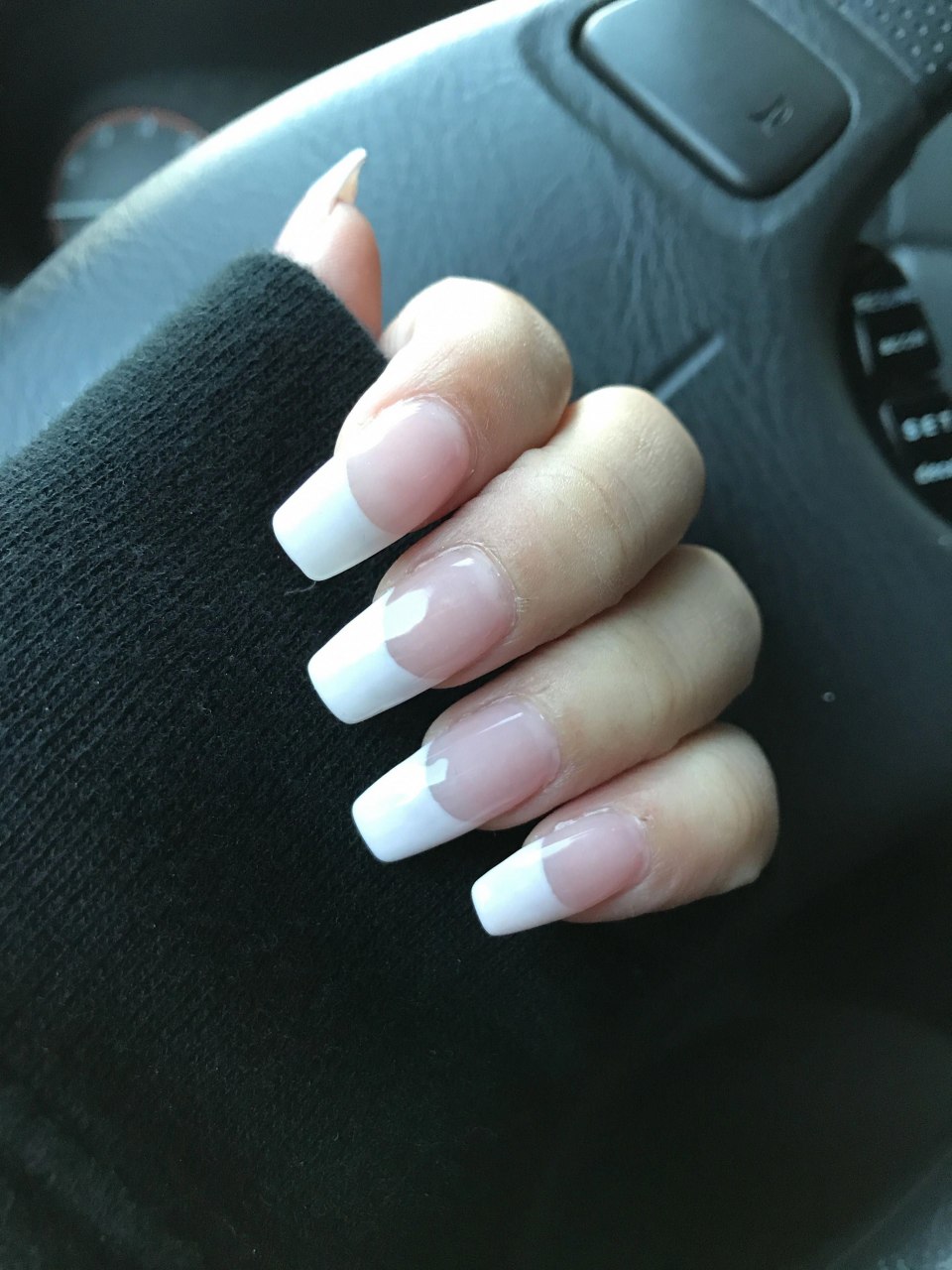 Маникюр френч на длинные