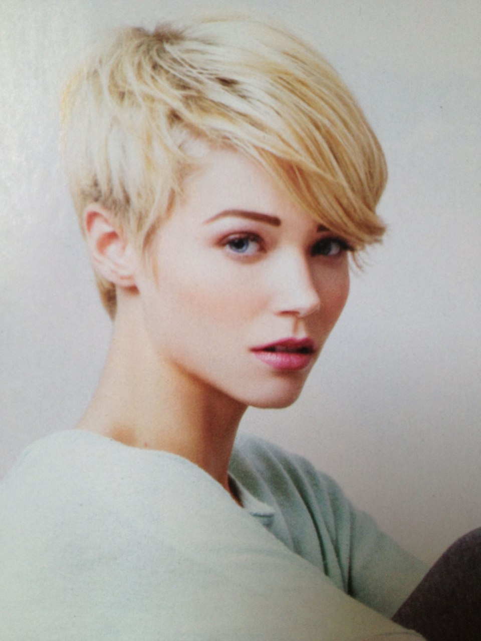 Девушки с короткой стрижкой под мальчика