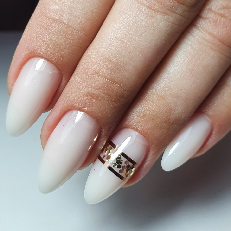 Френч на молочной базе квадрат