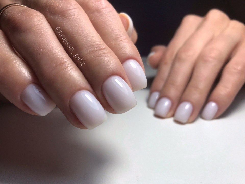 Ногти балерина молочные