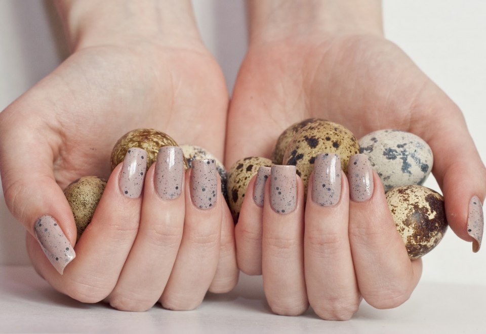 Маникюр перепелиное яйцо