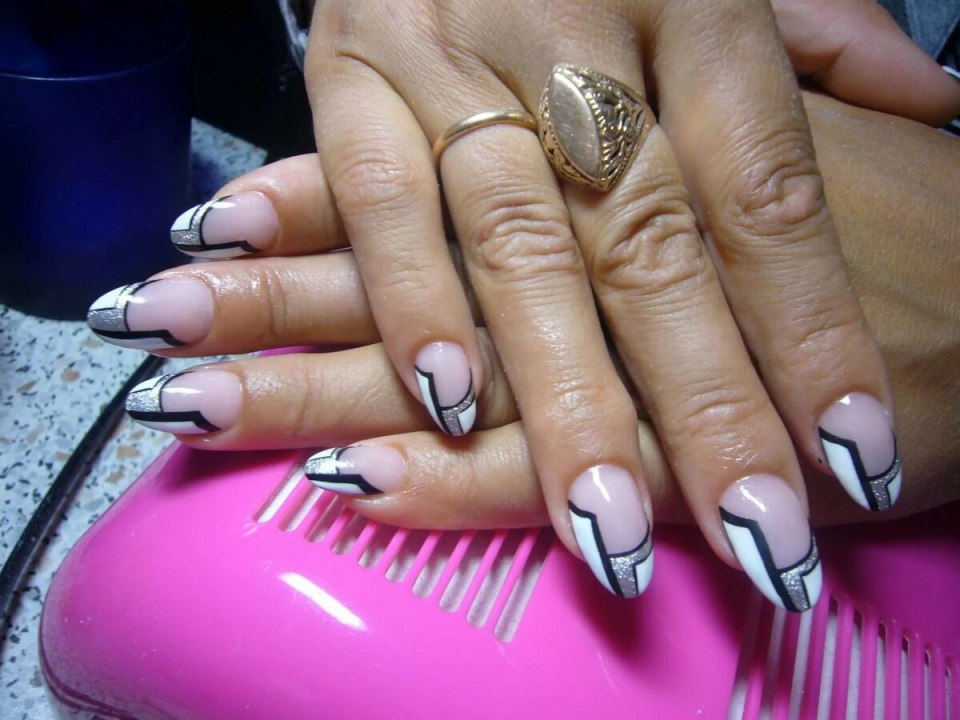 Дизайн ногтей френч необычный