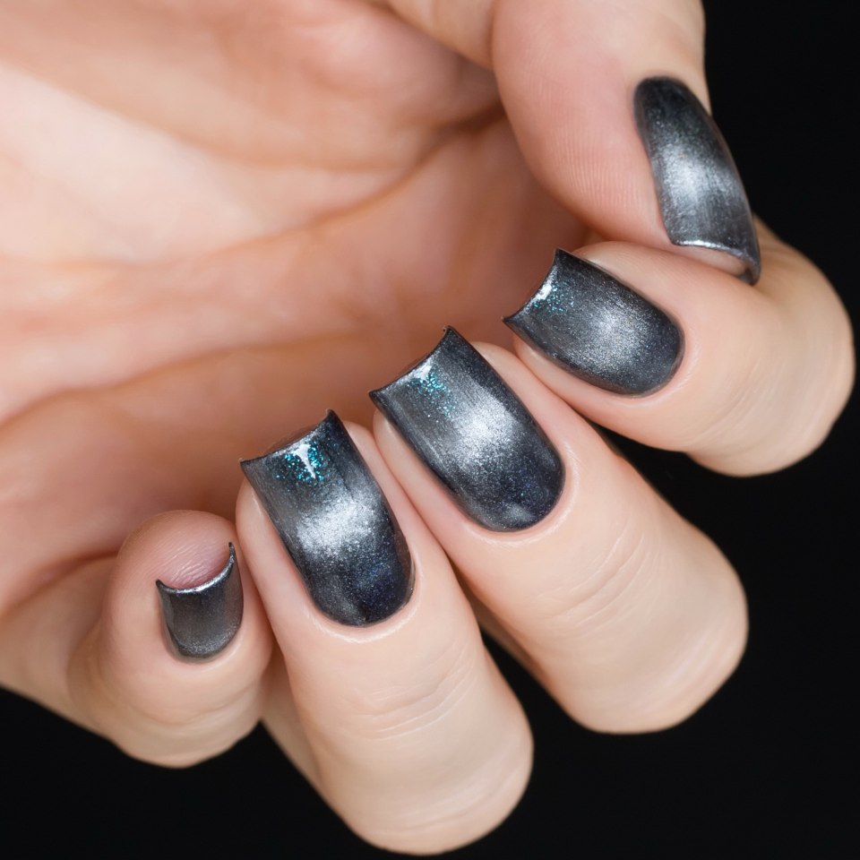 Графитный лак для ногтей