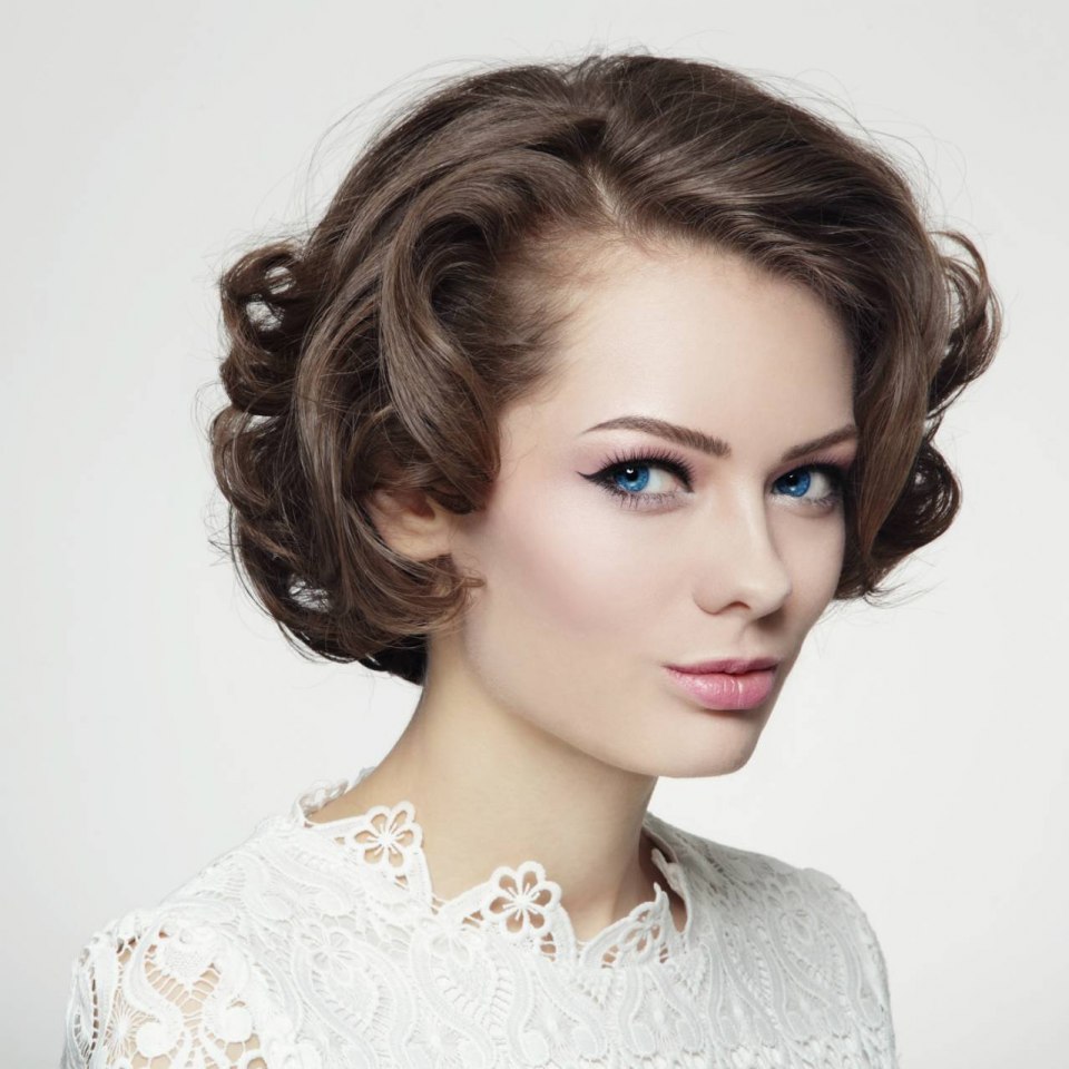 Прическа на свадьбу на короткие волосы