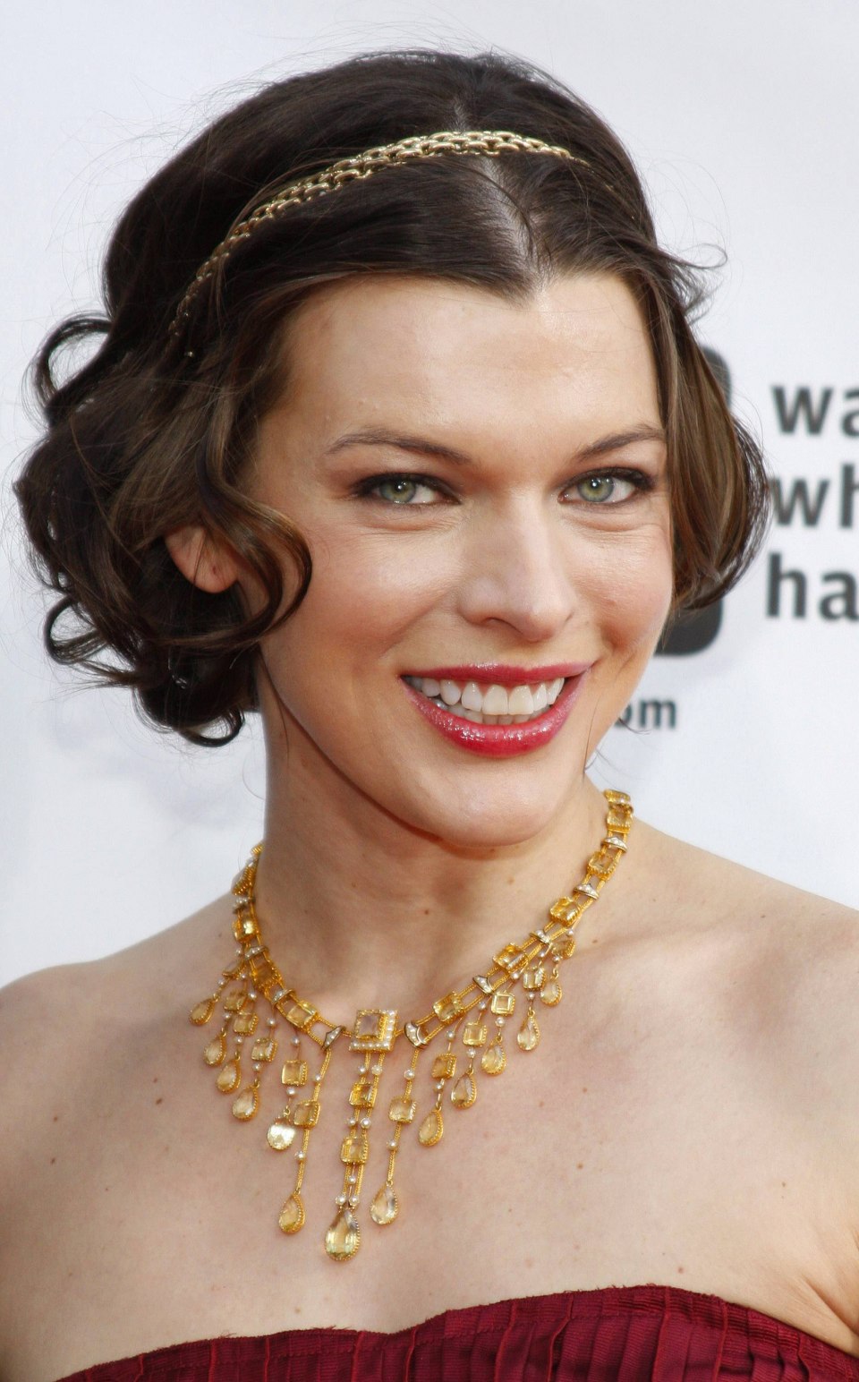 Прическа с ободком