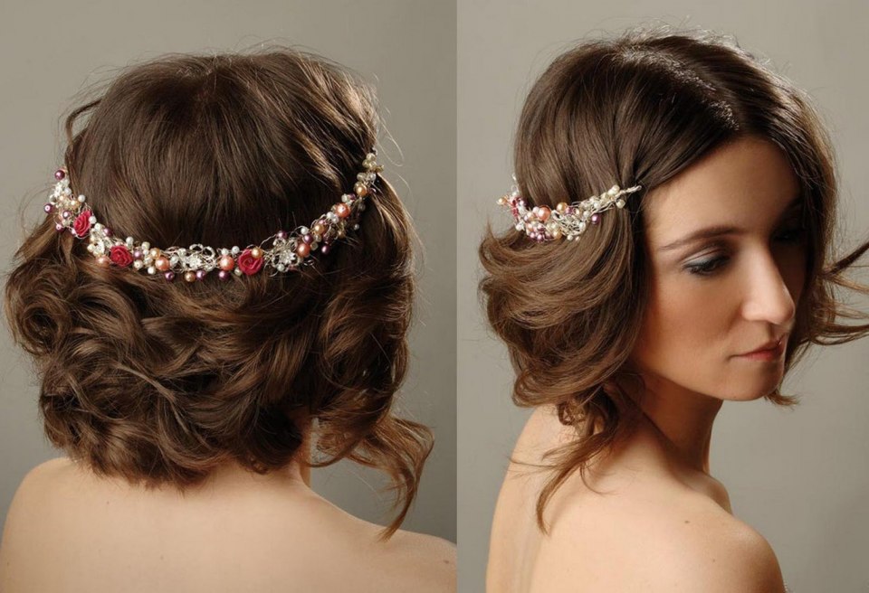 Новогодние прически на средние волосы