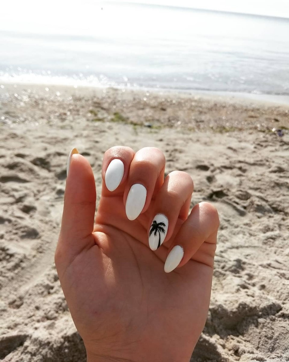 Маникюр на короткие ногти 2021