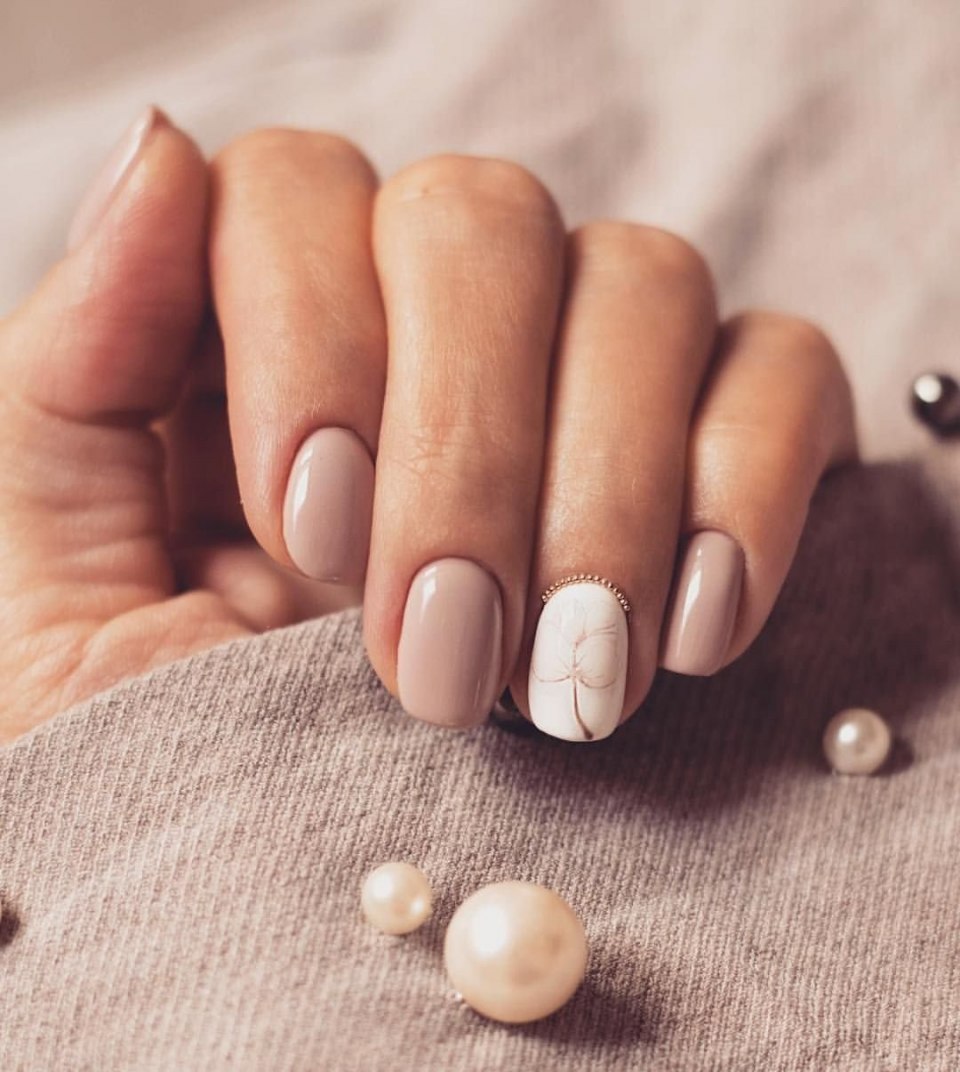 Маникюр Ракушка