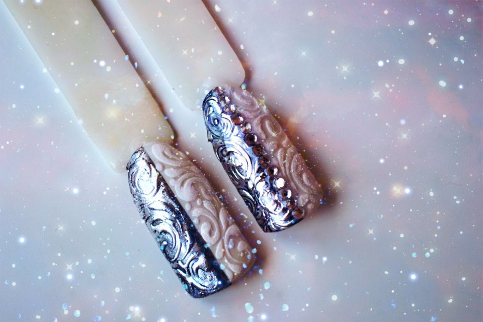 Прозрачный лак с блестками