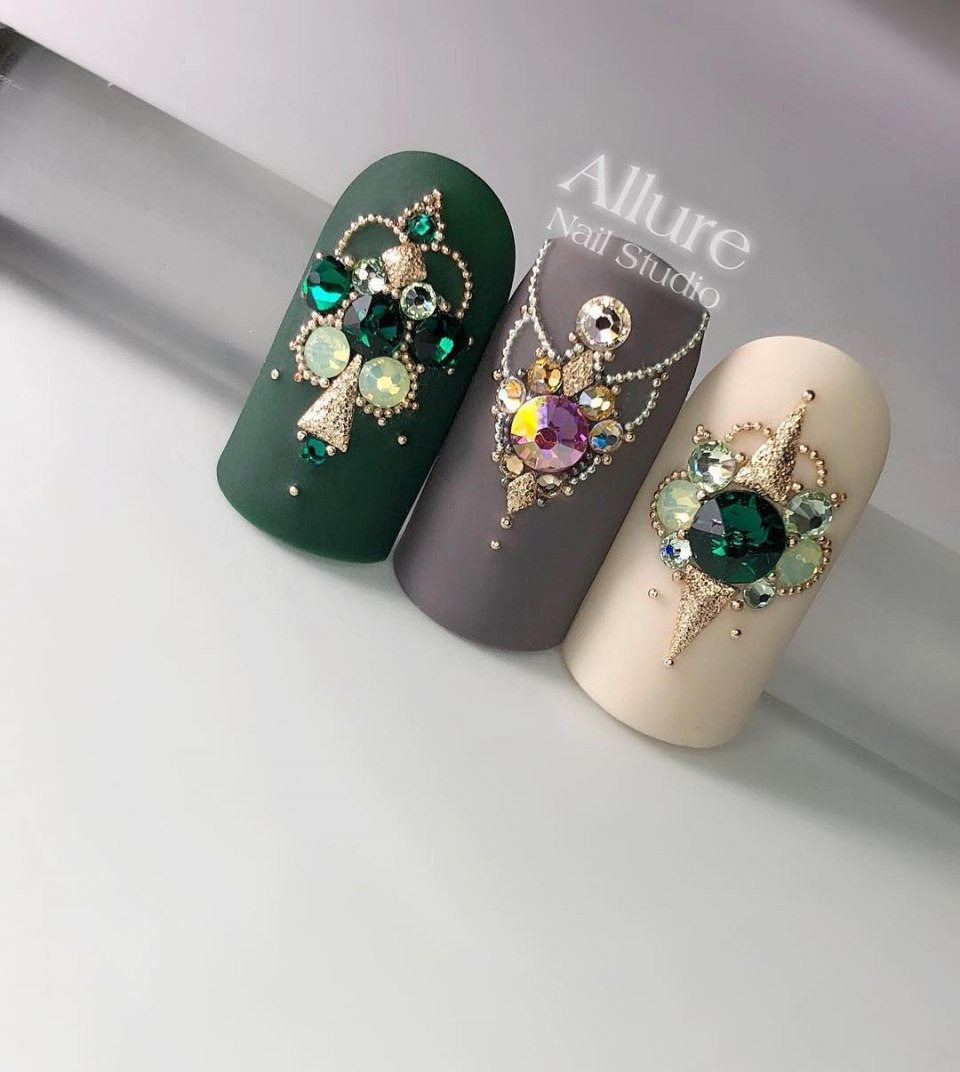 Стразы Сваровски Crystal Nail Art Florans collection