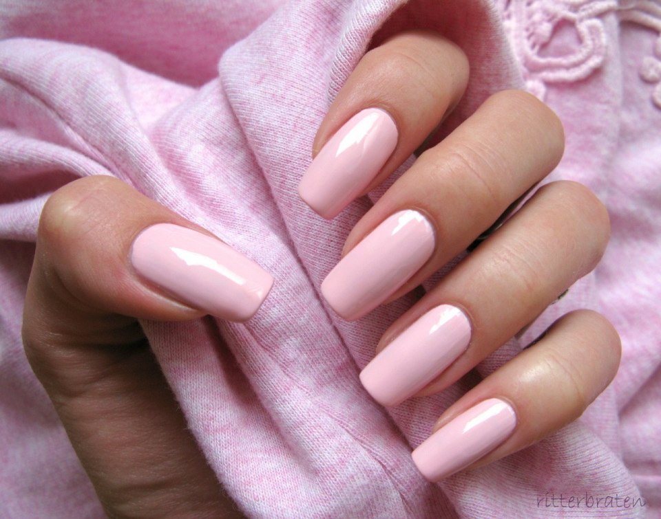 Лак Essie пыльная роза