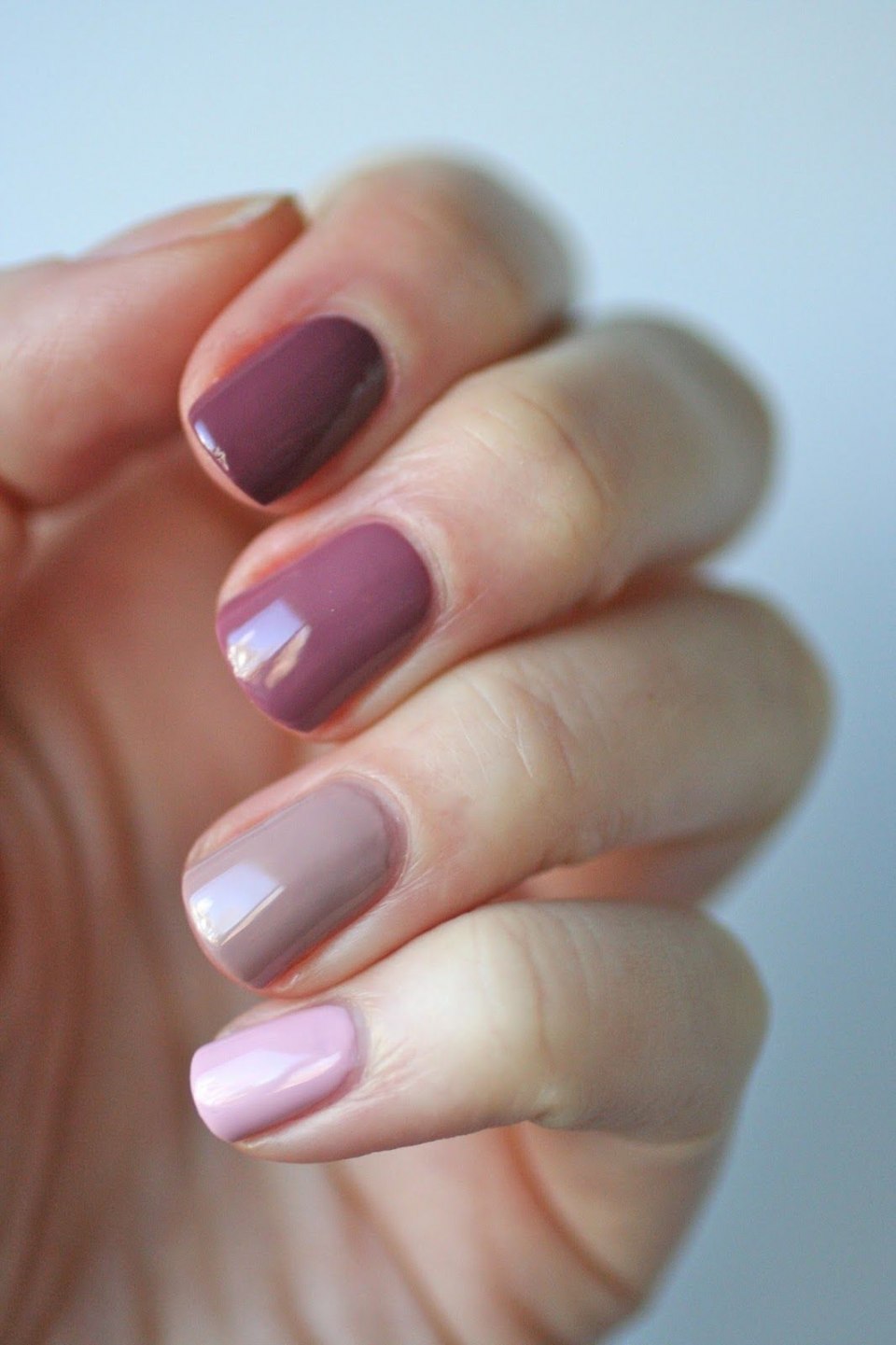 Essie Island hopping Angora