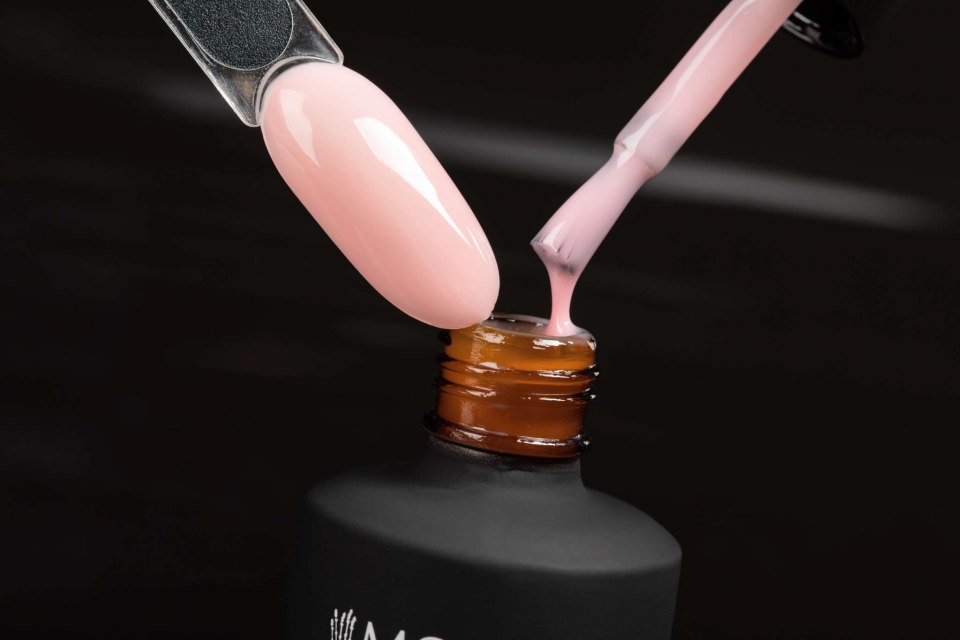 Monami Rubber Base Rose, 15 мл