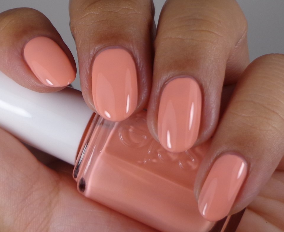 Essie нюдовые лаки