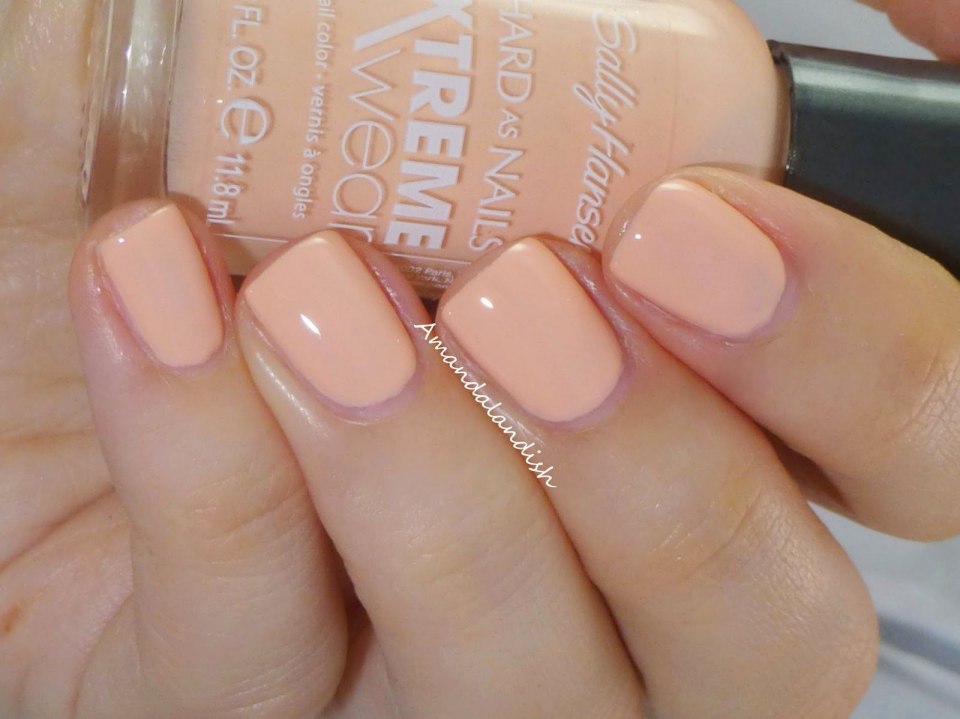 Sally Hansen Pixie Peach 328