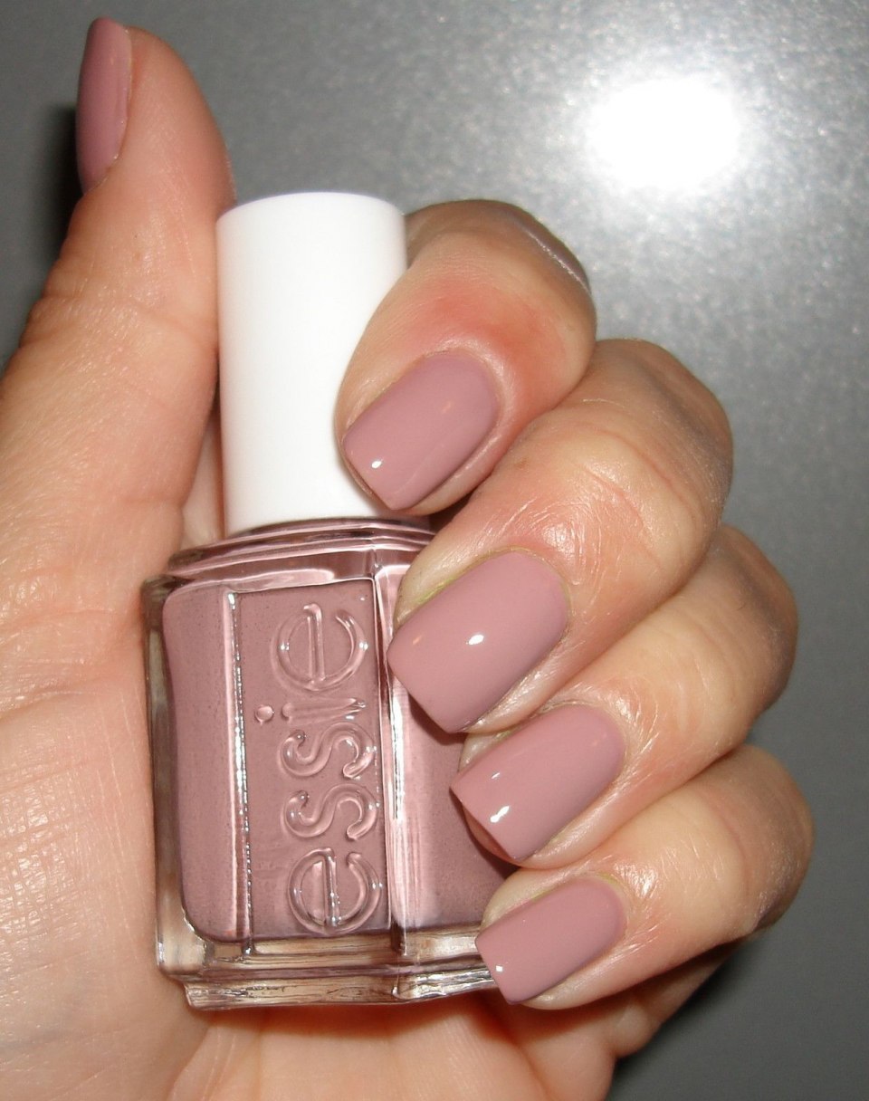 Essie Nail Color 101