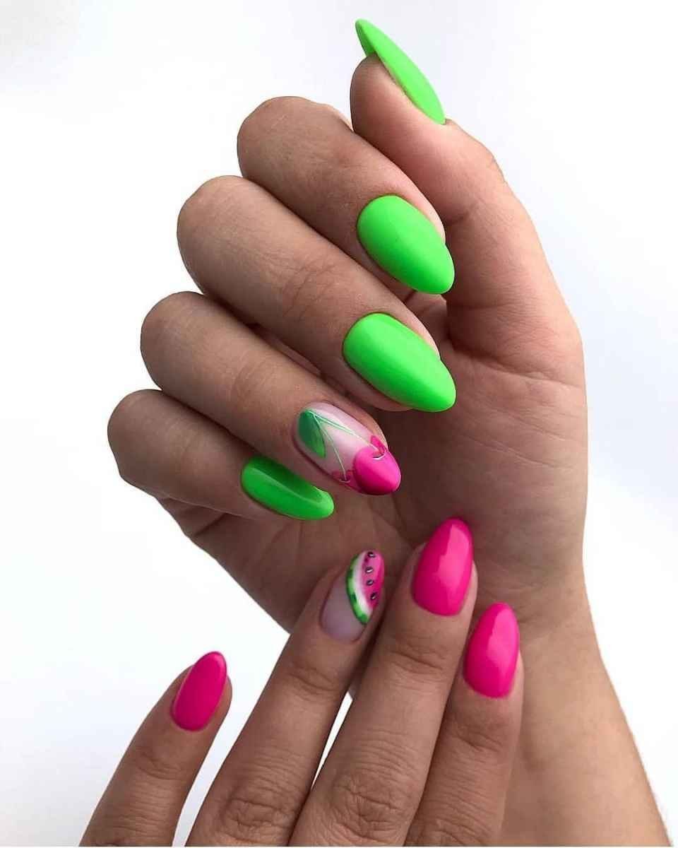 Кислотно зеленый маникюр