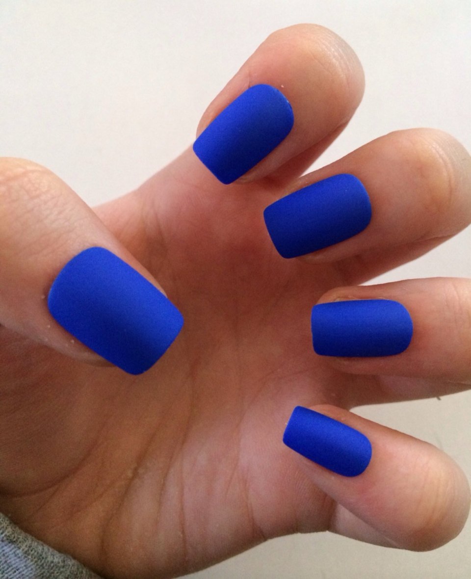Essie Electric Blue Gel