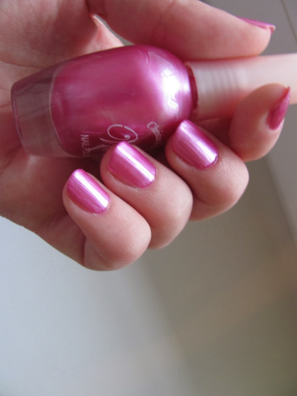 Лак Essie сиреневый