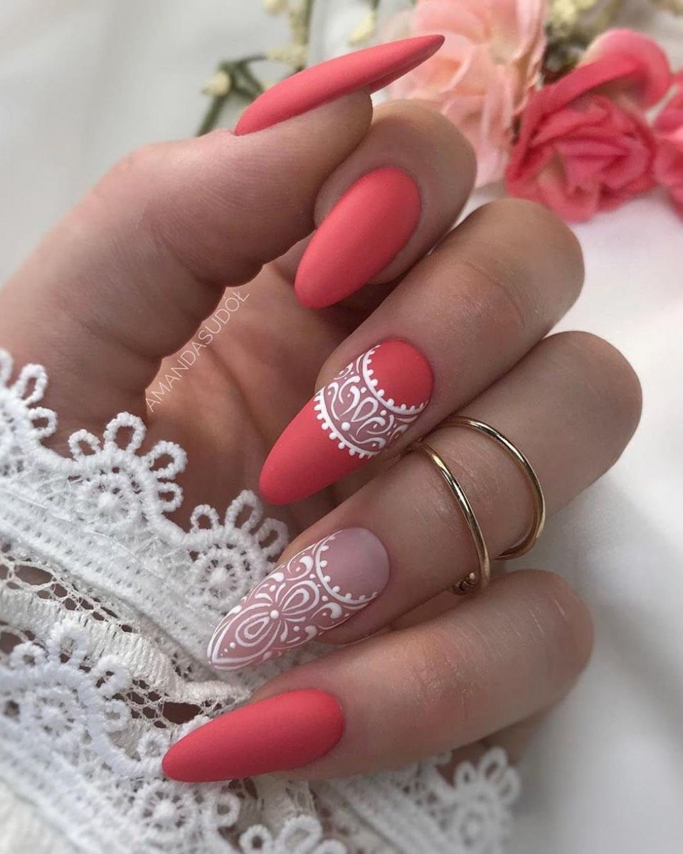 Essie Coral