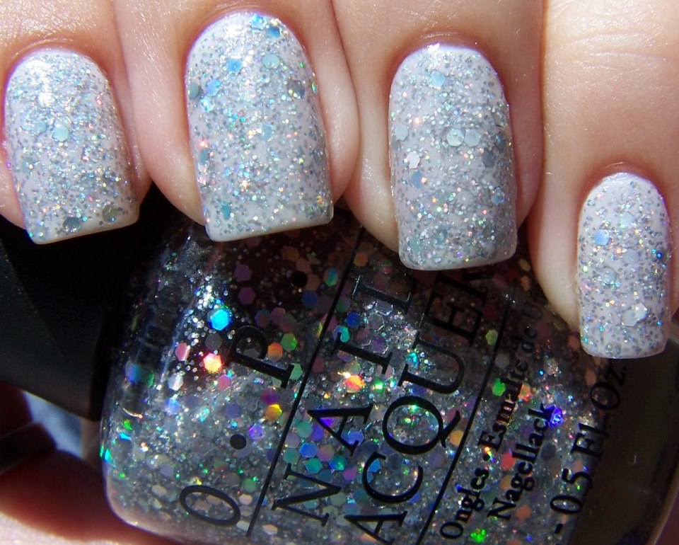 82765 China Glaze, don't get Elfed up Lacquer, 14 мл. - Лак для