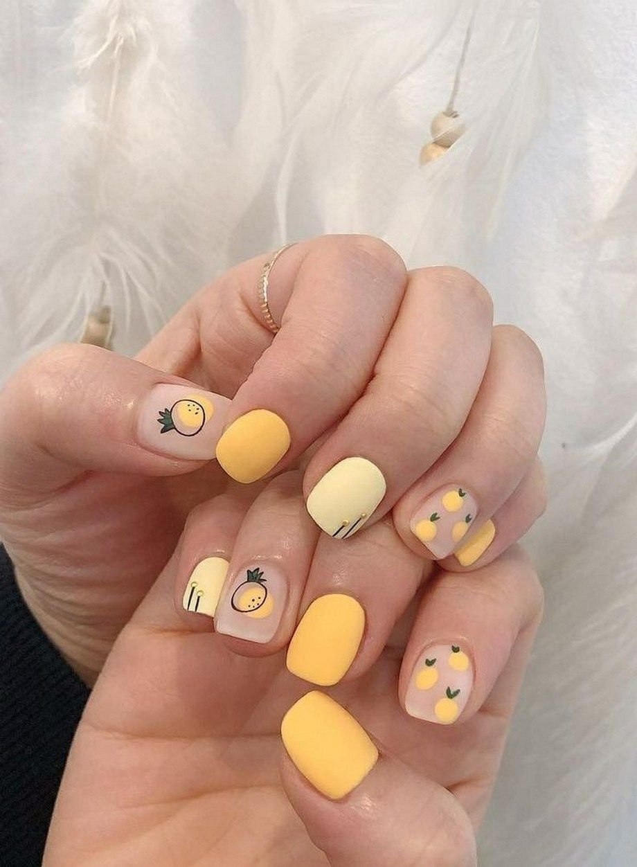 Маникюр на короткие ногти ж