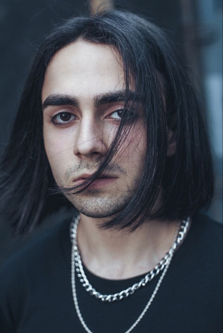 Арсен Манукян лизер