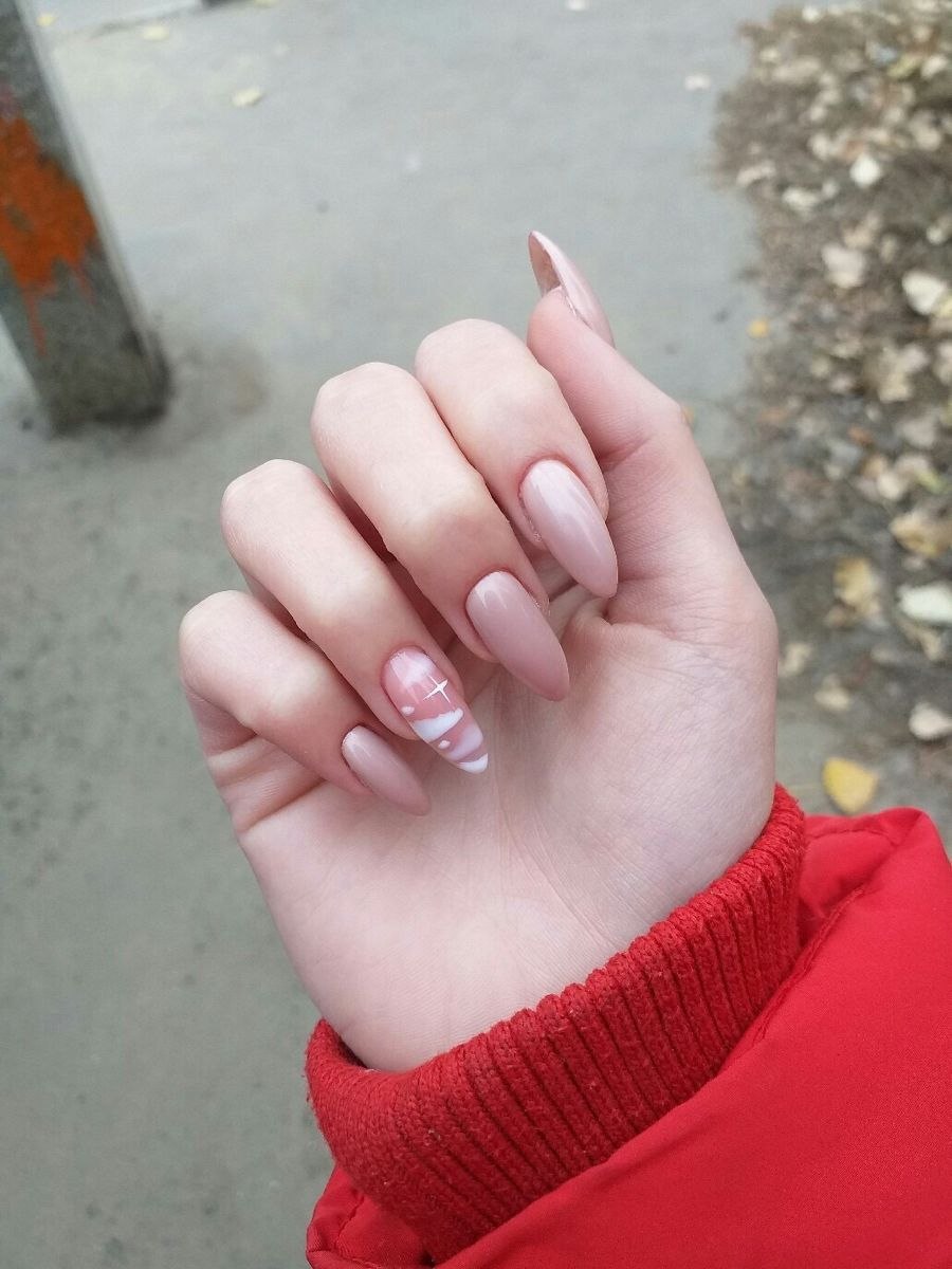 Маникюр в школу миндаль