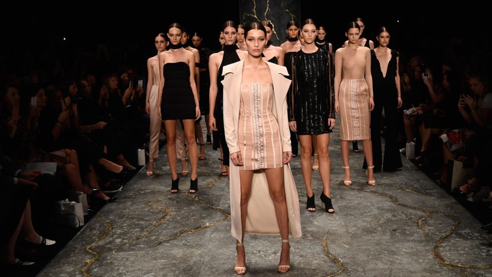 Белла Хадид Runway collection