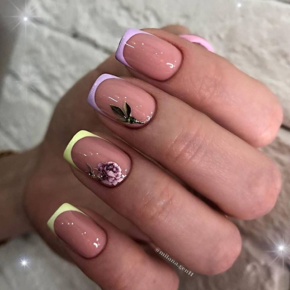 Маникюр на короткие ногти френч лето