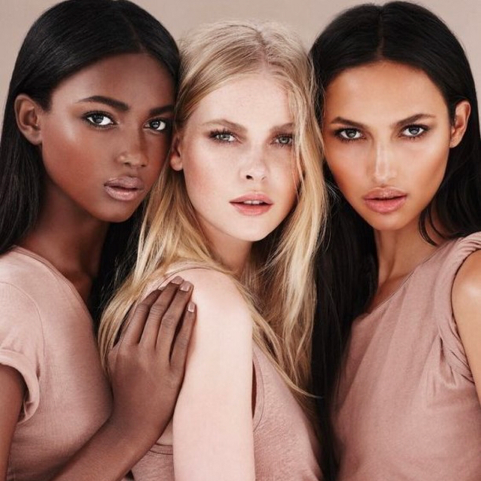 White Skin белыми глазами