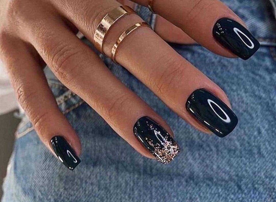 Стильный дизайн ногтей