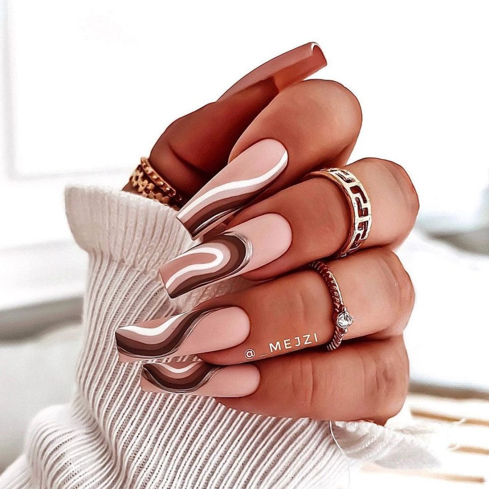 Маникюр осень 2022 модные