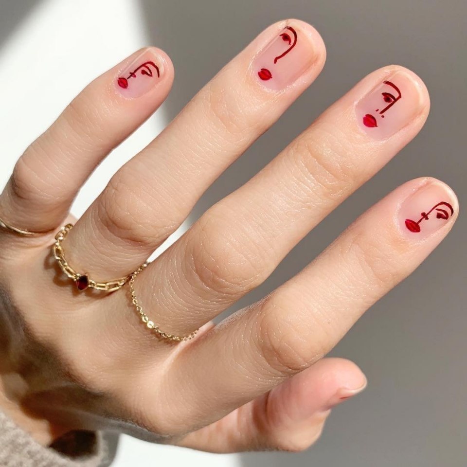 Короткие ногти с сердечком