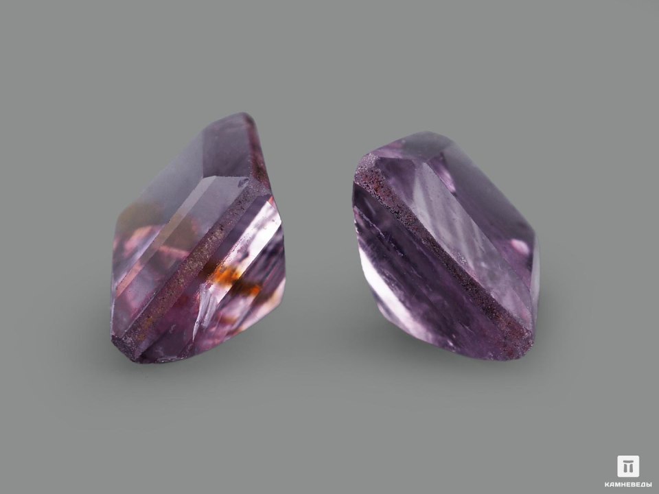 Аметист, огранка 8х8 мм (2 CT)
