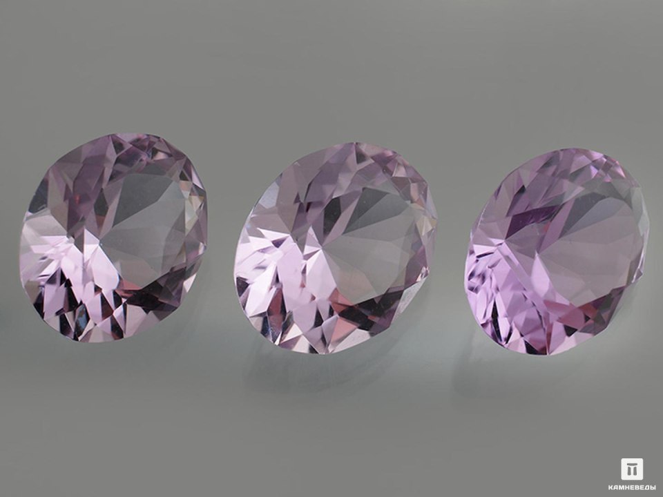 Аметист, огранка 8х8 мм (2 CT)