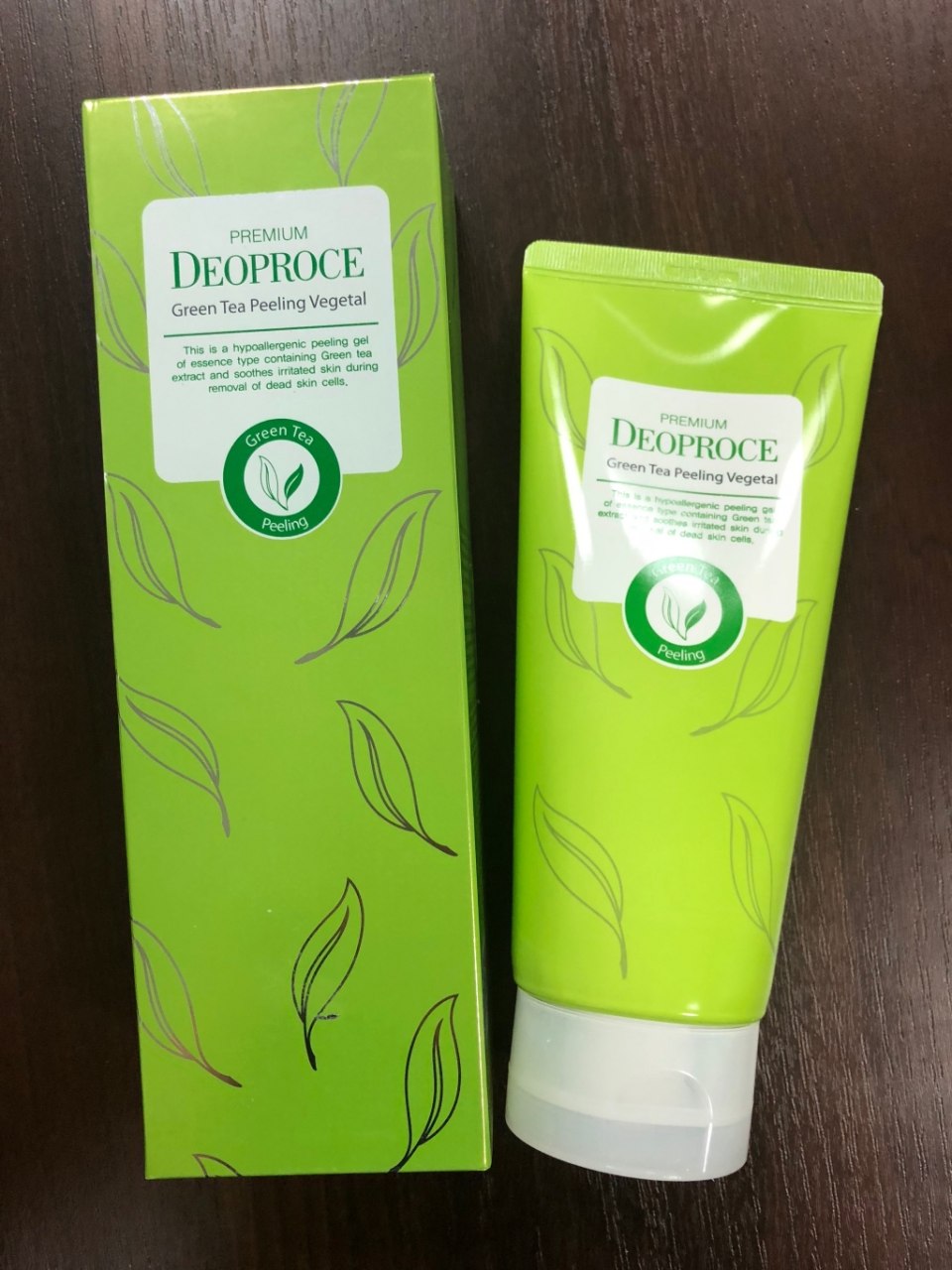 Гель Premium Deoproce Green Tea peeling vegetal 170g