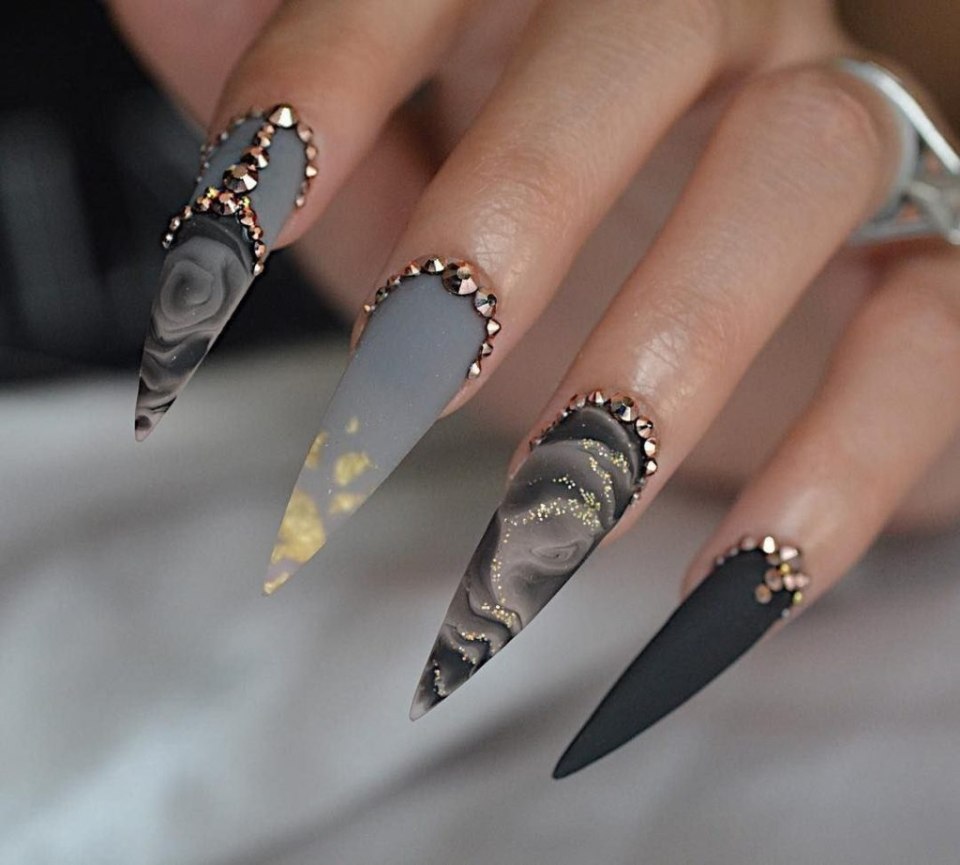 Nails 2022 стилет