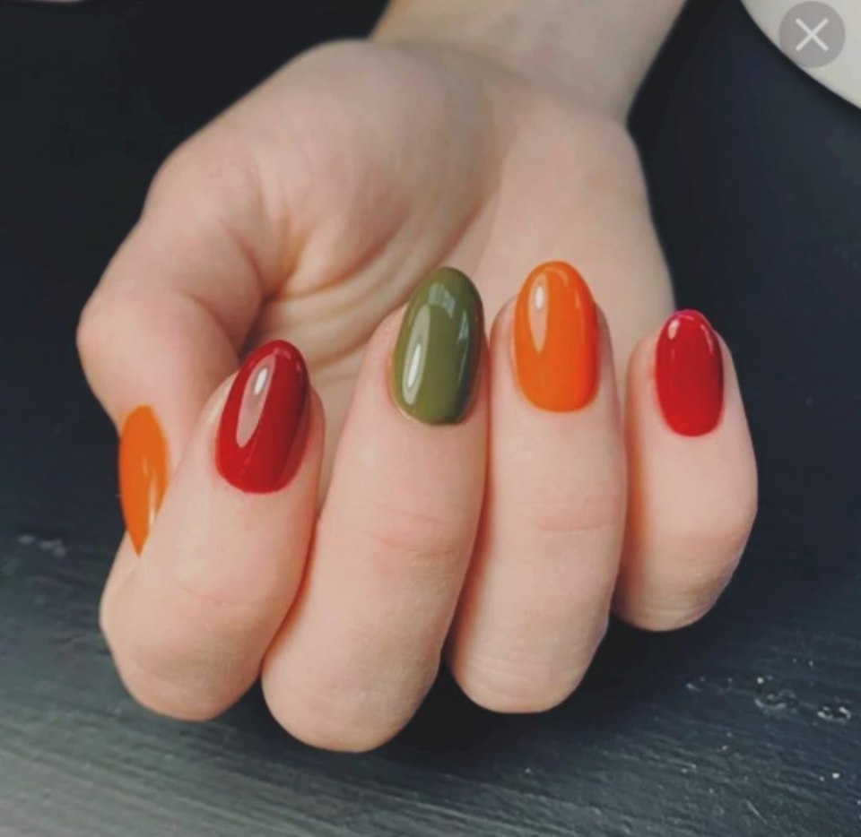 Осенние цвета для маникюра