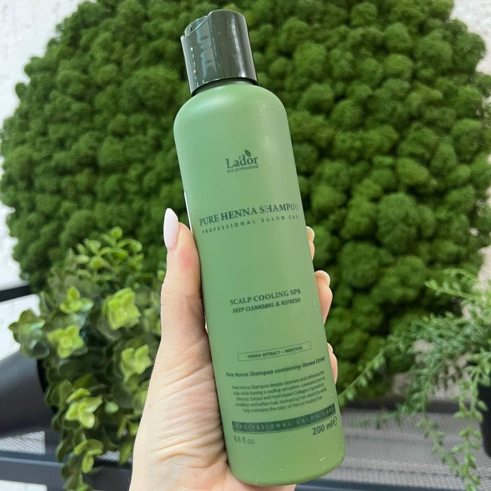 Шампунь с хной, кактусом и ментолом lador Pure Henna Shampoo (200 мл)