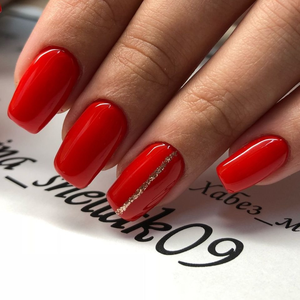 Красные ногти