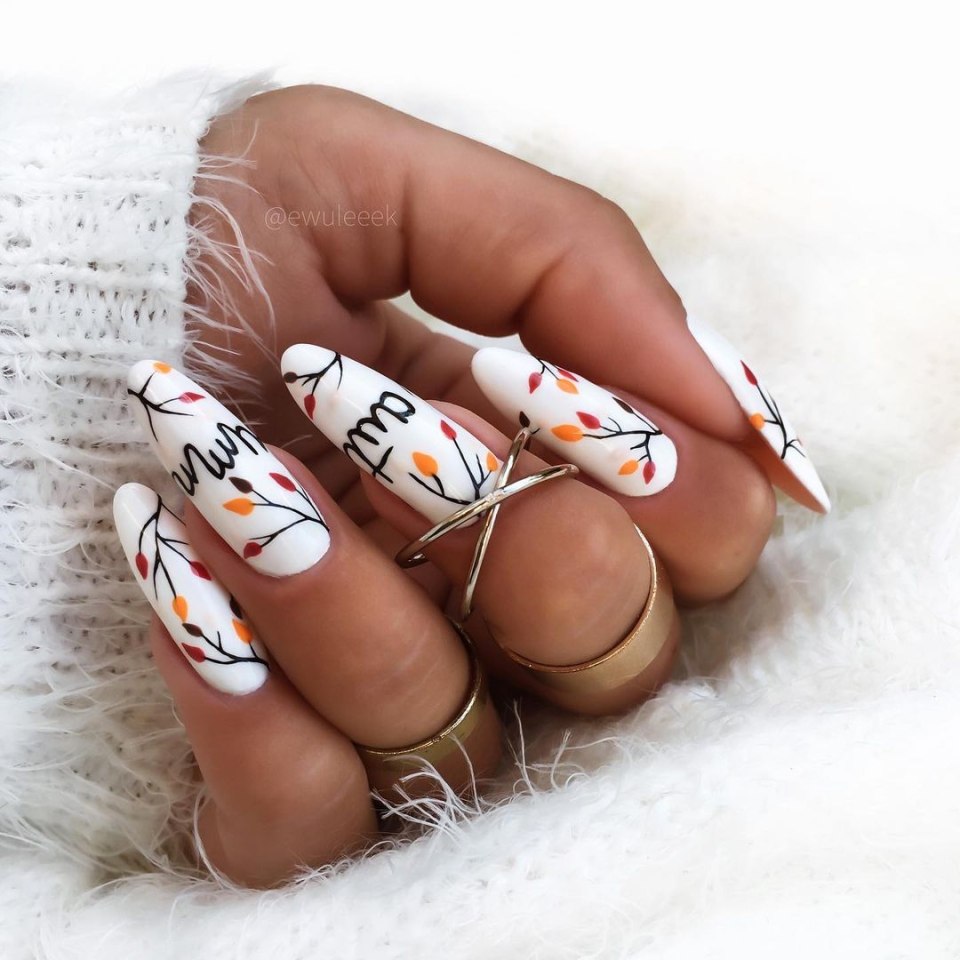 Белые осенние ногти